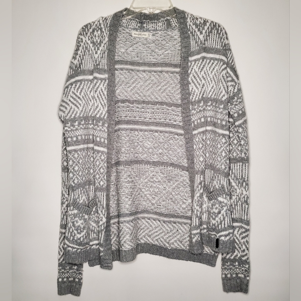 ABERCROMBIE AND FITCH- Gray Knit Cardigan- Women's- Size XS/S